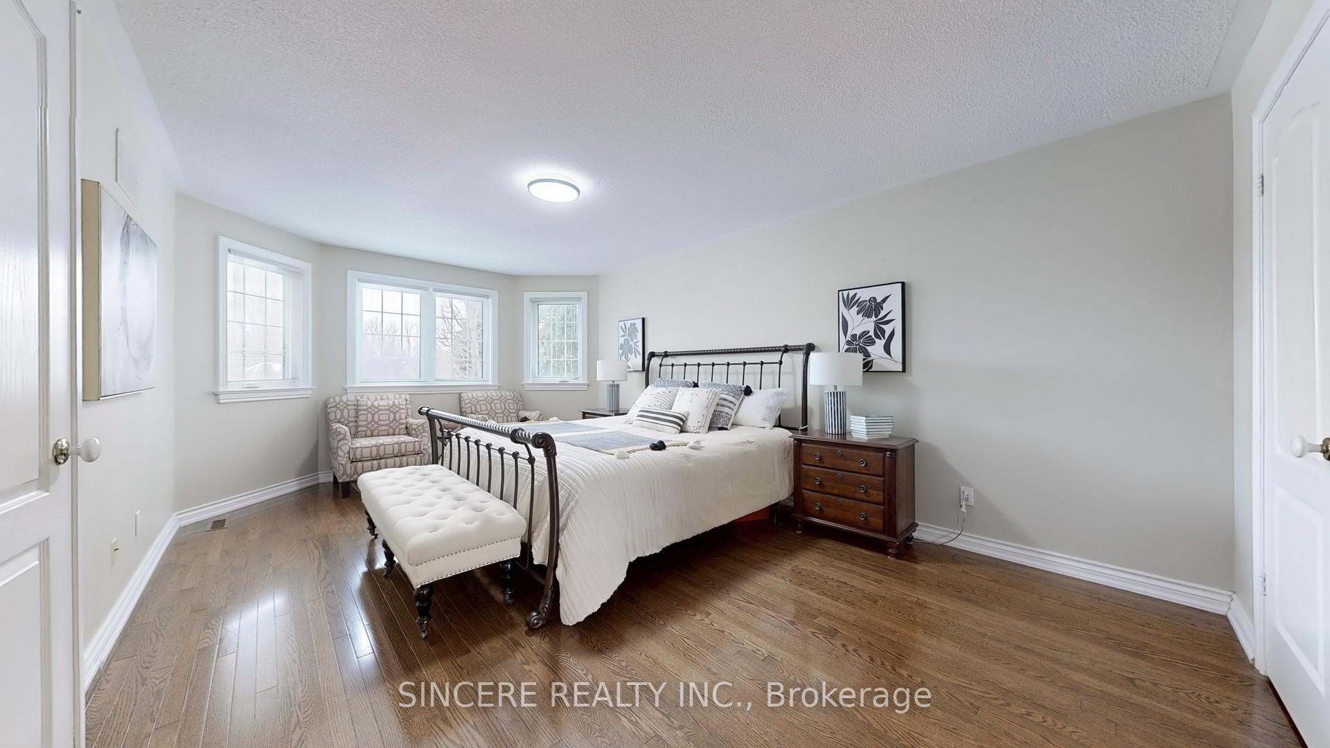 Photo 27 of 76 Braeside Square, Markham, Unionville — HOMEH