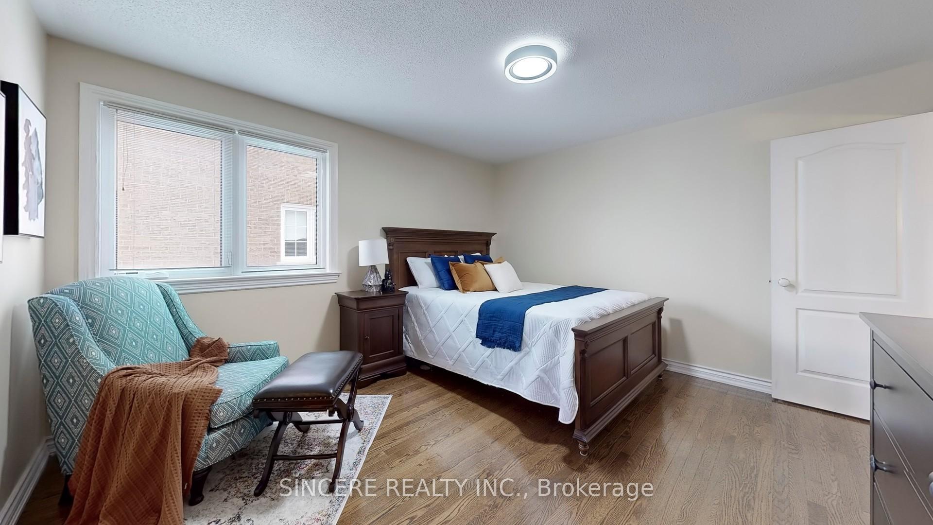 Photo 34 of 76 Braeside Square, Markham, Unionville — HOMEH