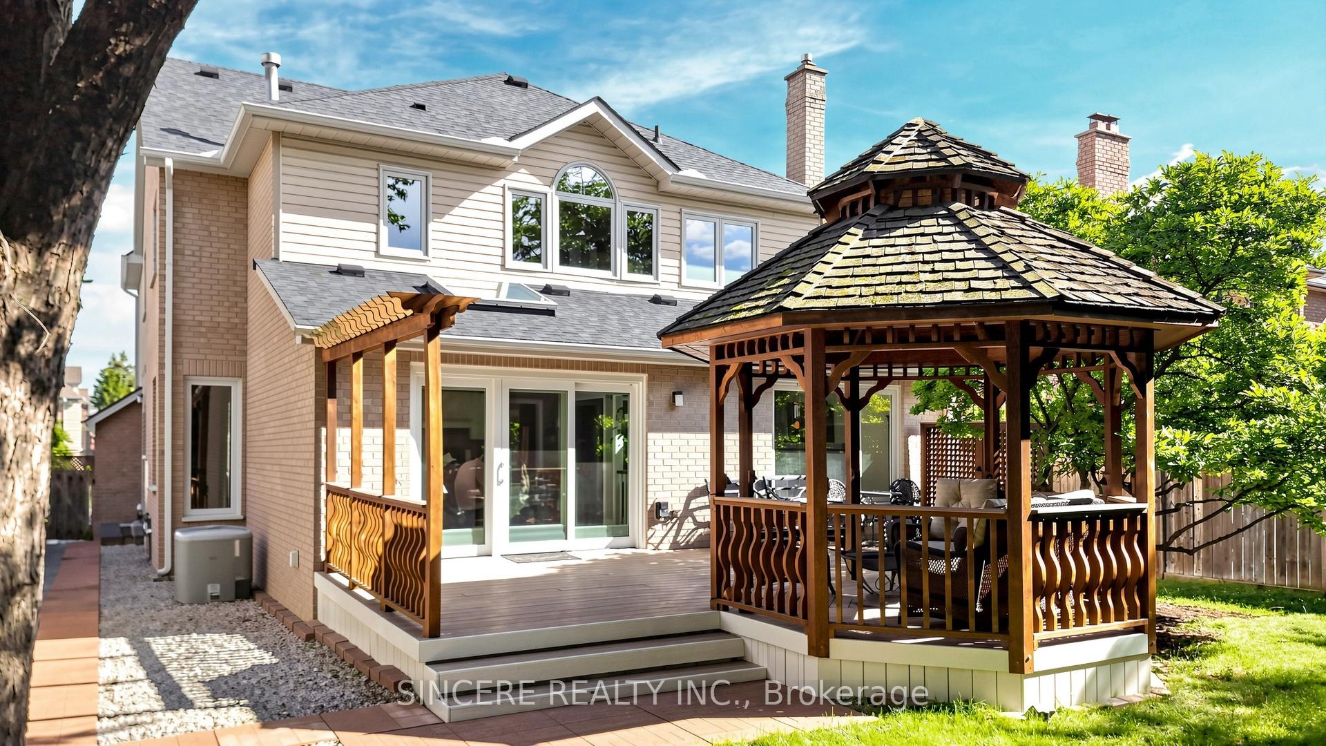 Photo 43 of 76 Braeside Square, Markham, Unionville — HOMEH