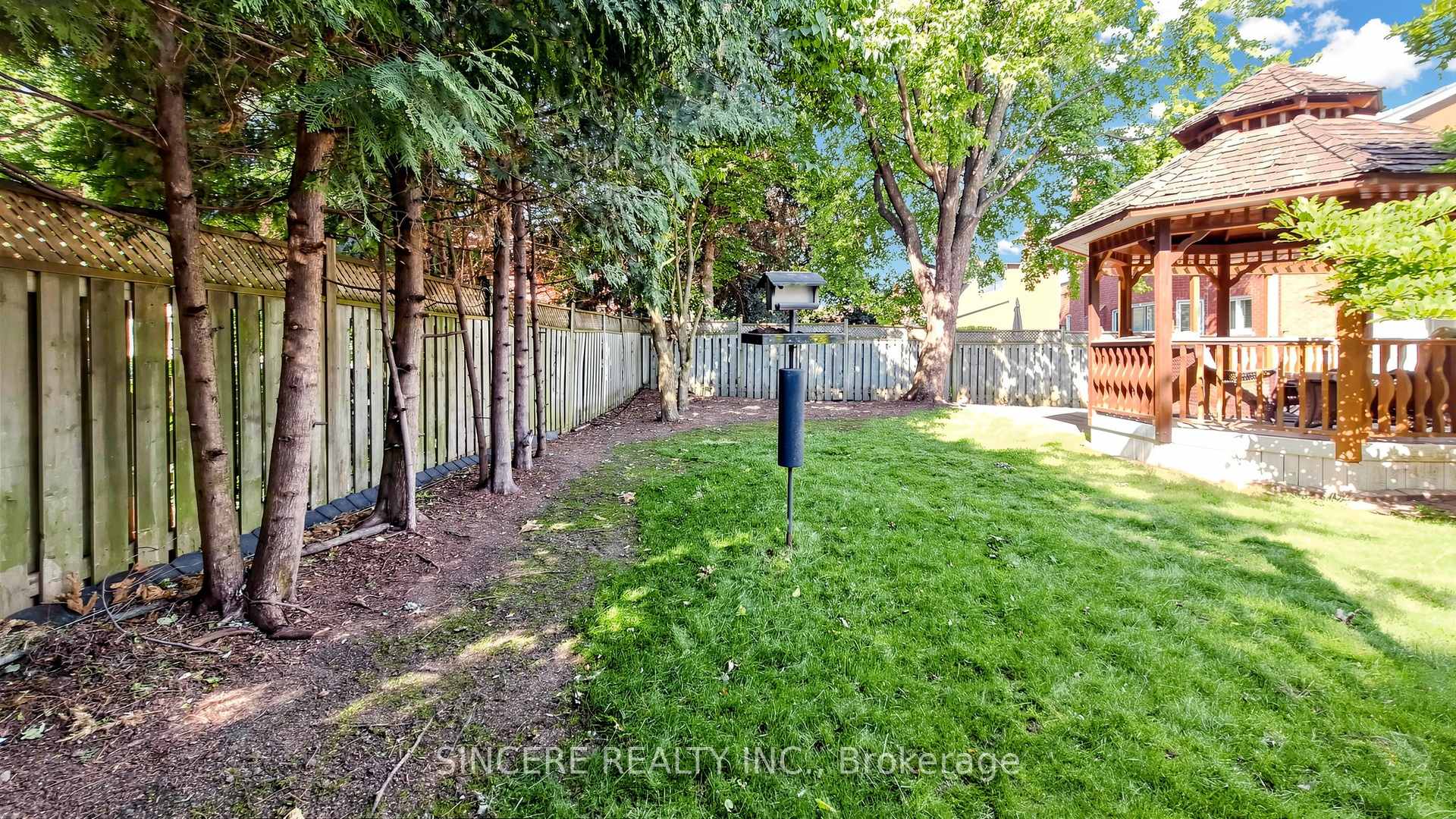 Photo 49 of 76 Braeside Square, Markham, Unionville — HOMEH