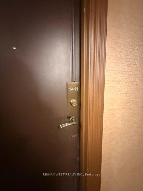 Photo 3 of Unit 1411, 541 Blackthorn Avenue, Toronto, Keelesdale-Eglinton West — HOMEH
