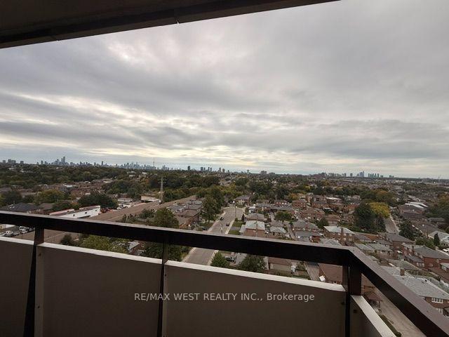 Photo 19 of Unit 1411, 541 Blackthorn Avenue, Toronto, Keelesdale-Eglinton West — HOMEH
