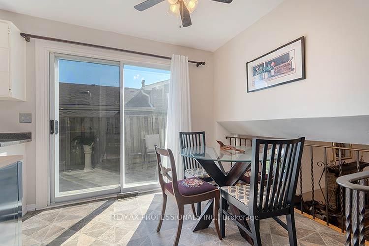 Photo 13 of 3284 Hornbeam Crescent, Mississauga, Erin Mills — HOMEH