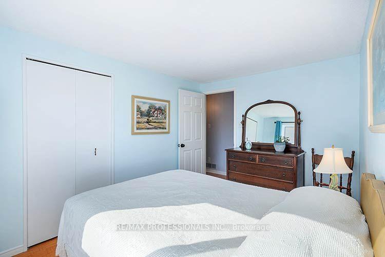 Photo 26 of 3284 Hornbeam Crescent, Mississauga, Erin Mills — HOMEH