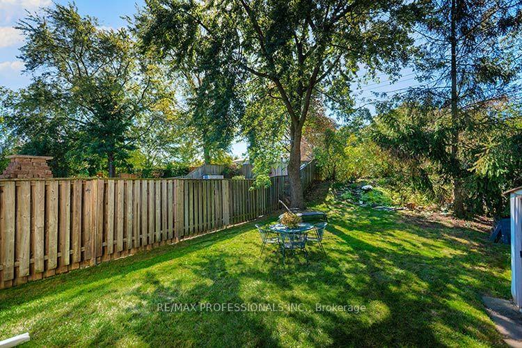 Photo 32 of 3284 Hornbeam Crescent, Mississauga, Erin Mills — HOMEH