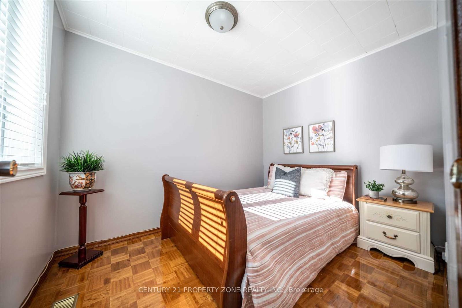 Photo 7 of 188 Hess Street N, Hamilton, Strathcona — HOMEH