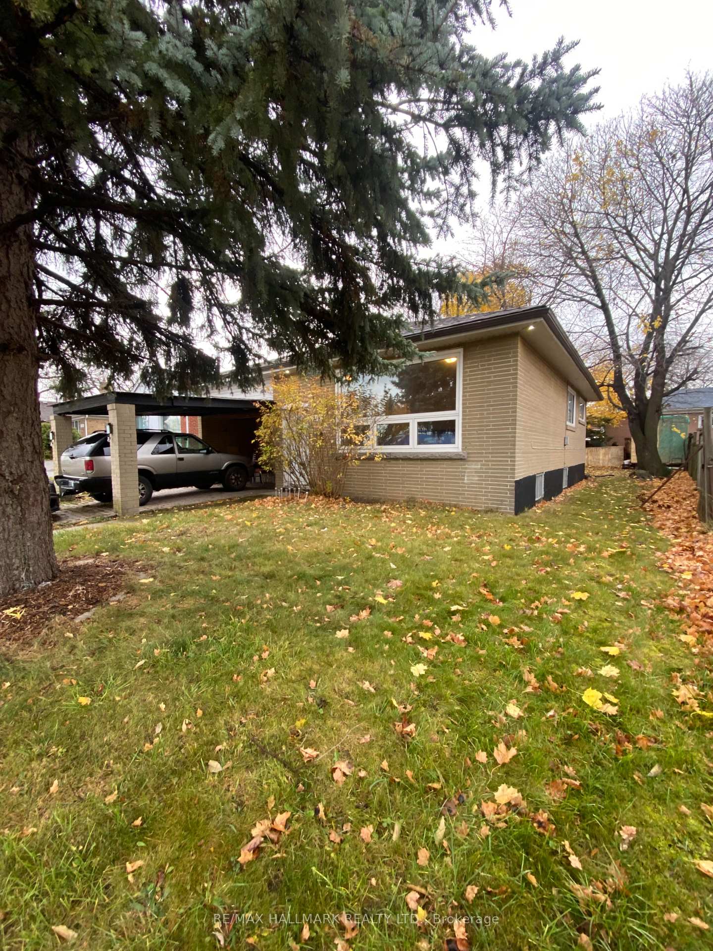 Photo 2 of 1514 Danforth Road, Scarborough, Bendale — HOMEH