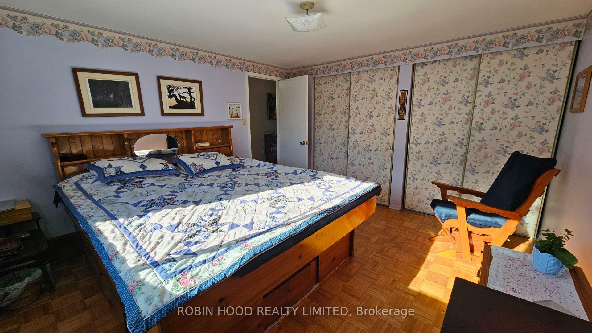 Photo 19 of Unit 1, 86A Bernick Drive, Barrie, Grove East — HOMEH