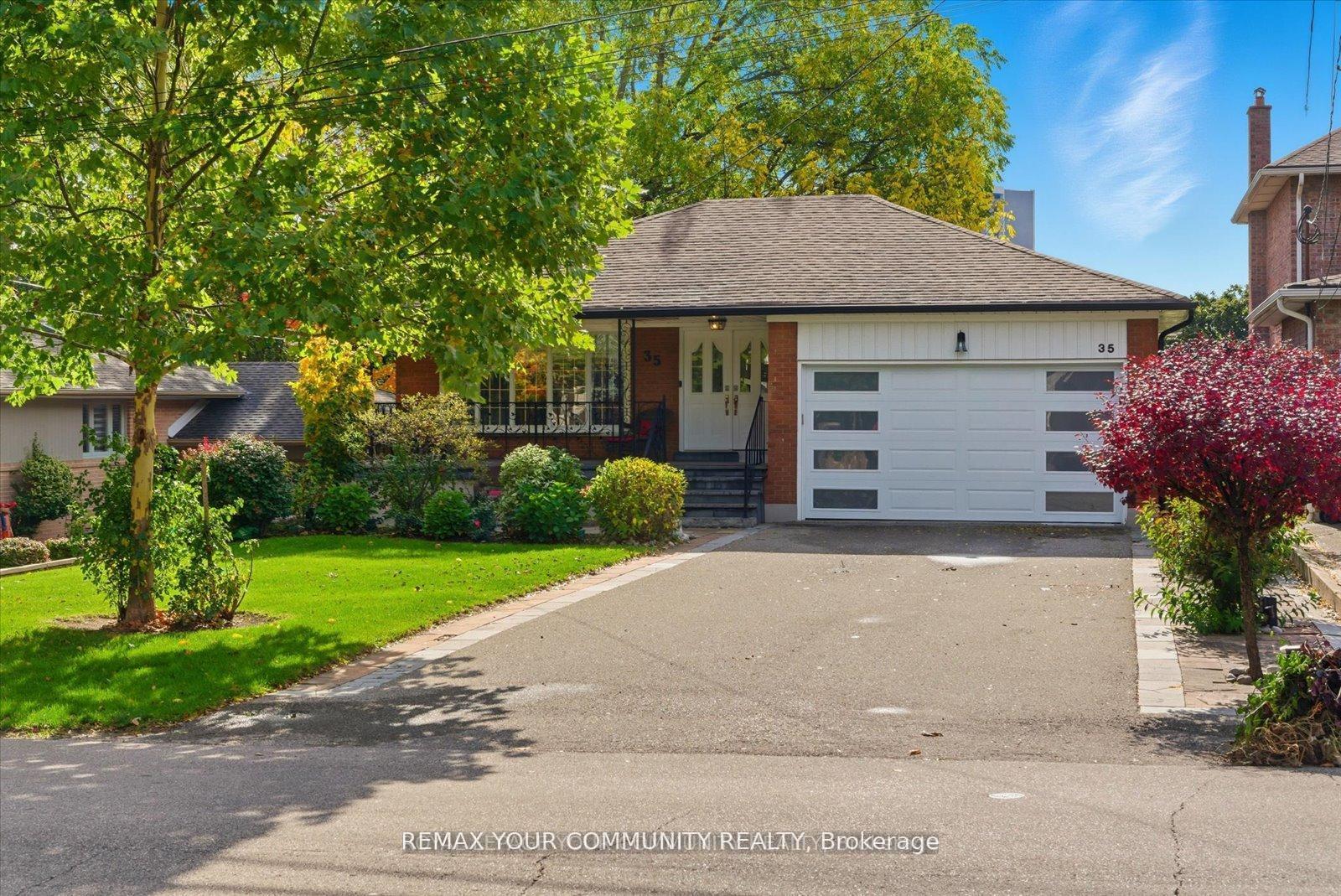 Photo 4 of 35 Sunvale Drive, Etobicoke, Willowridge-Martingrove-Richview — HOMEH