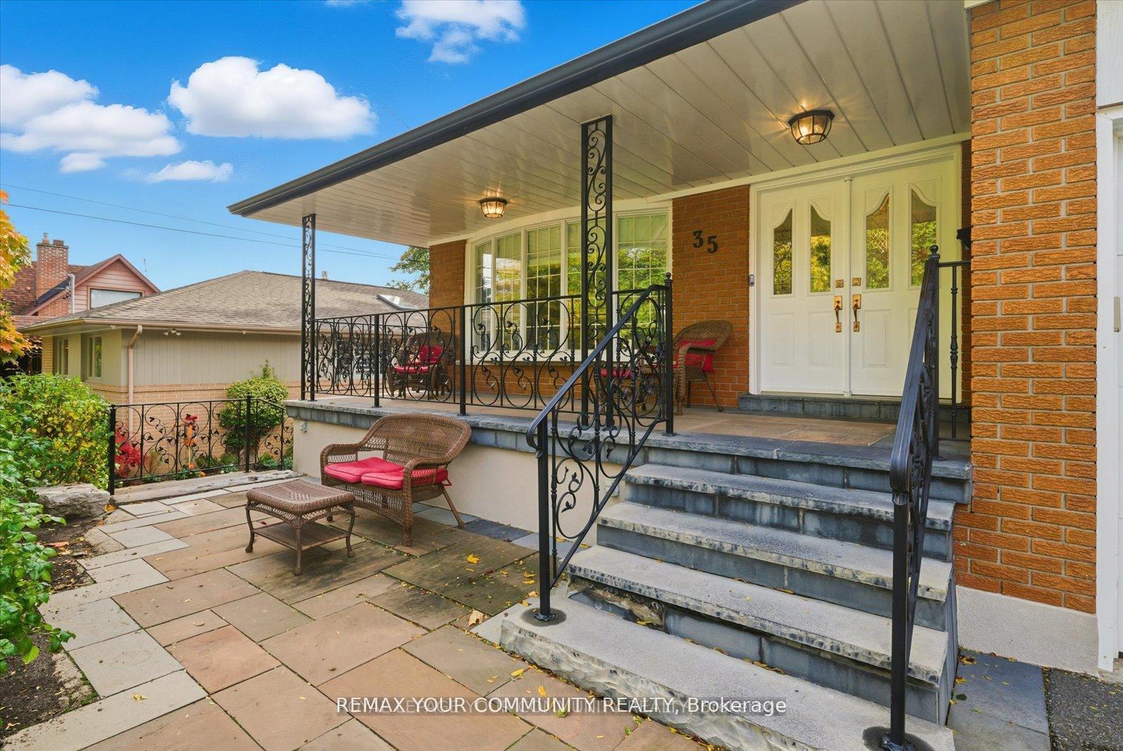 Photo 5 of 35 Sunvale Drive, Etobicoke, Willowridge-Martingrove-Richview — HOMEH