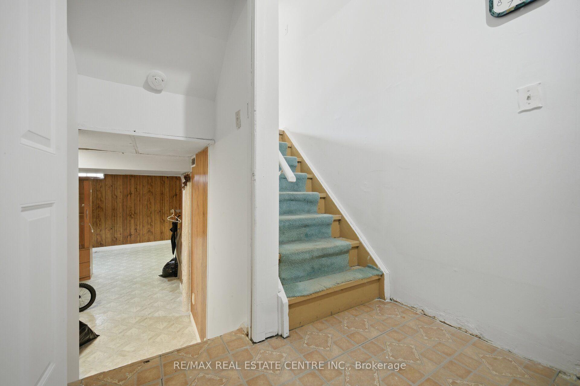 Photo 36 of 13 Dafoe Crescent, Brampton, Fletcher's West — HOMEH