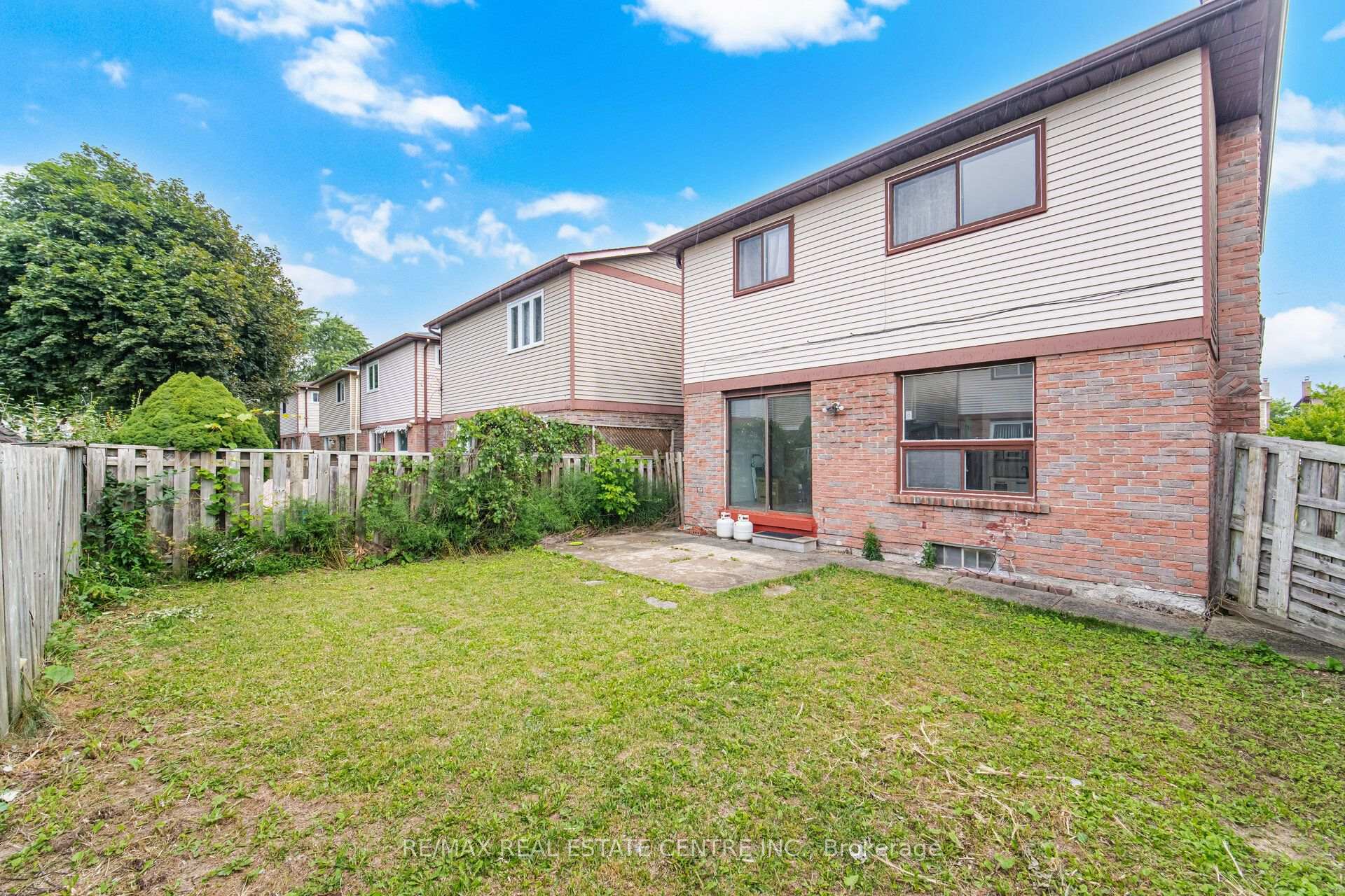 Photo 43 of 13 Dafoe Crescent, Brampton, Fletcher's West — HOMEH