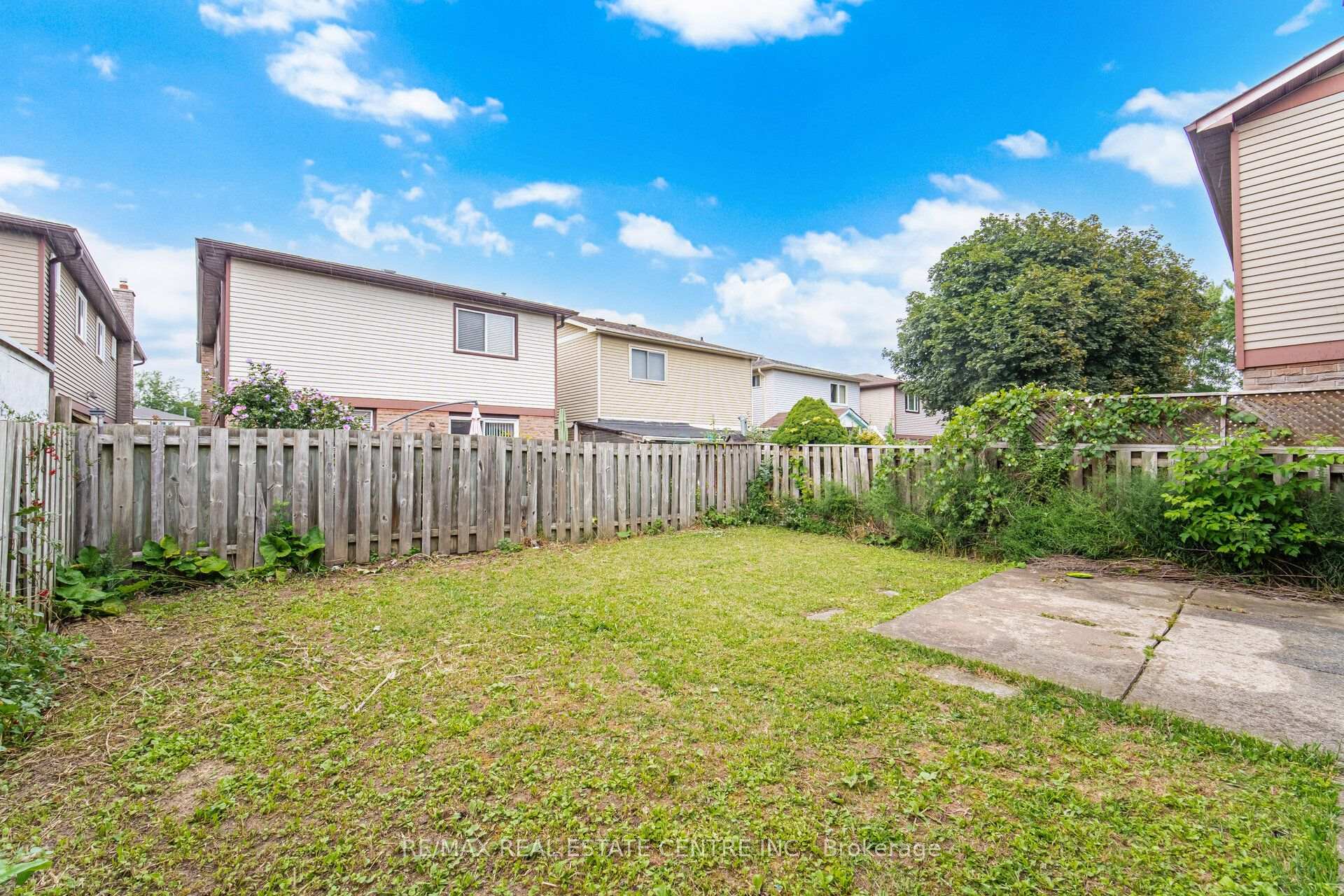 Photo 44 of 13 Dafoe Crescent, Brampton, Fletcher's West — HOMEH