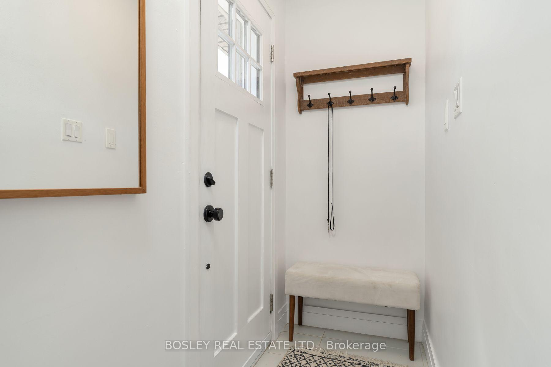Photo 3 of 29 Blakley Avenue, Toronto, Rockcliffe-Smythe — HOMEH
