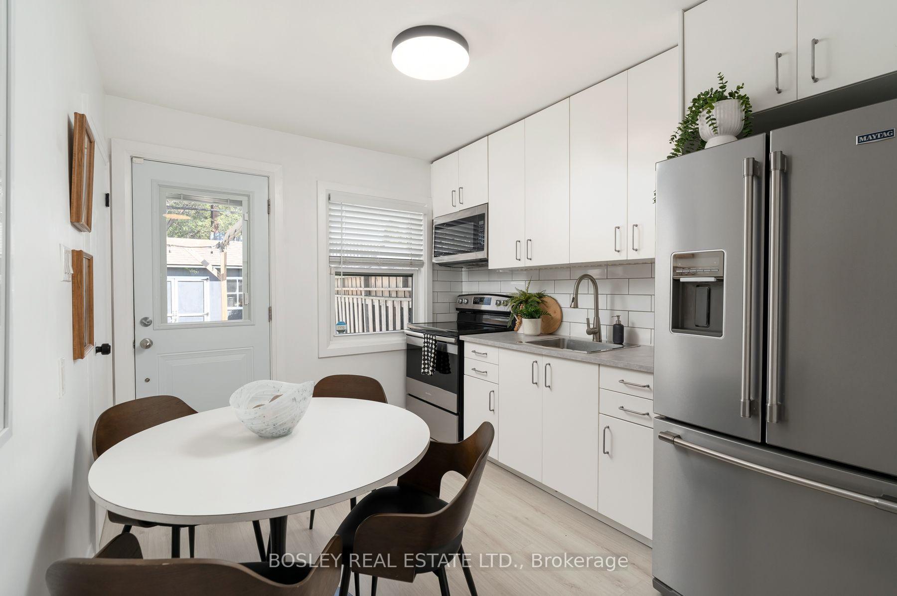 Photo 10 of 29 Blakley Avenue, Toronto, Rockcliffe-Smythe — HOMEH