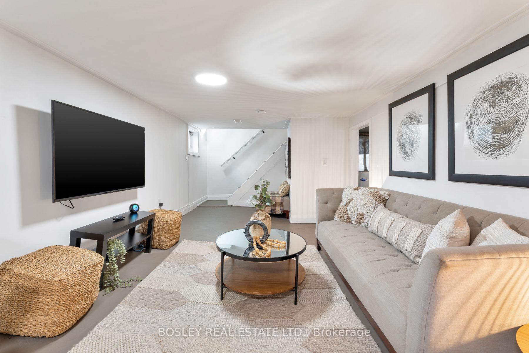 Photo 18 of 29 Blakley Avenue, Toronto, Rockcliffe-Smythe — HOMEH