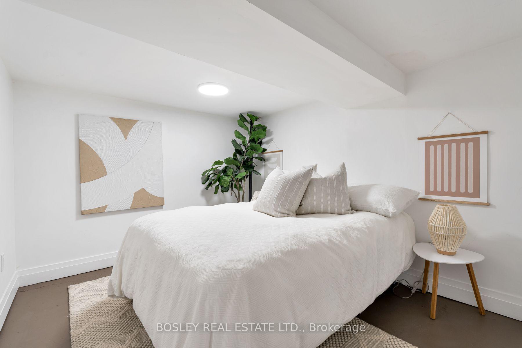 Photo 19 of 29 Blakley Avenue, Toronto, Rockcliffe-Smythe — HOMEH
