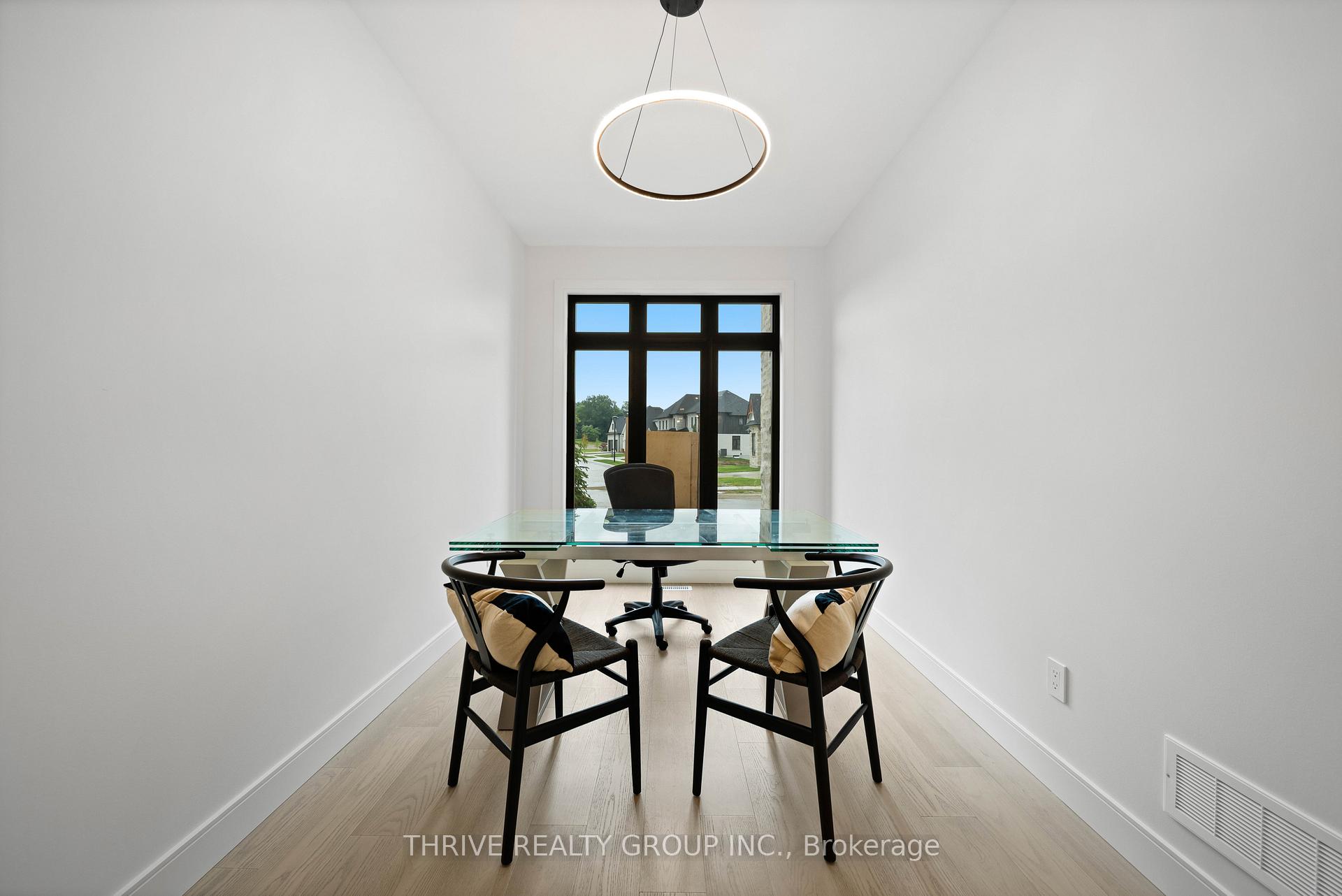 Photo 6 of 4067 Fallingbrook Road, London, South V — HOMEH