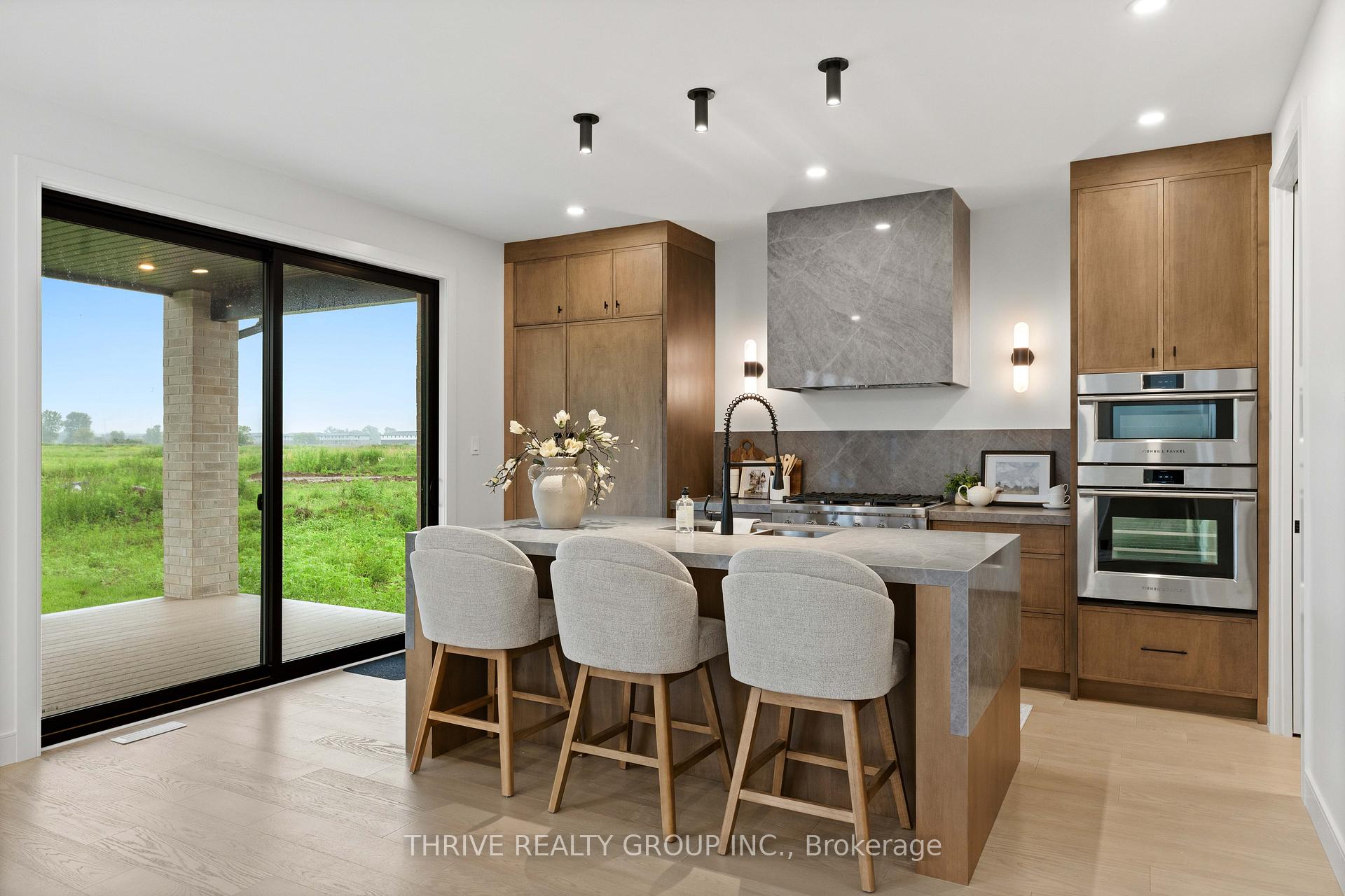 Photo 8 of 4067 Fallingbrook Road, London, South V — HOMEH