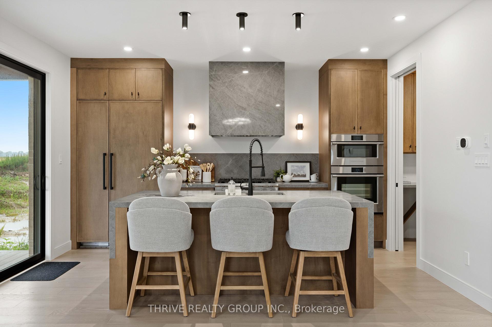Photo 9 of 4067 Fallingbrook Road, London, South V — HOMEH