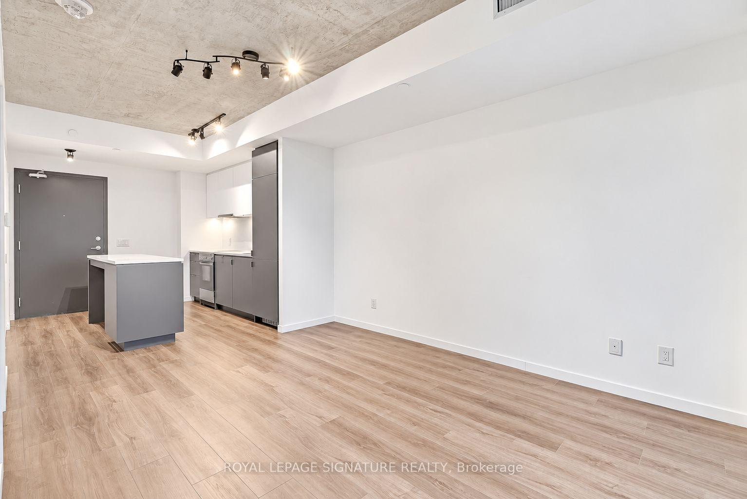 Photo 11 of Unit 426, 7 Smith Crescent, Etobicoke, Stonegate-Queensway — HOMEH