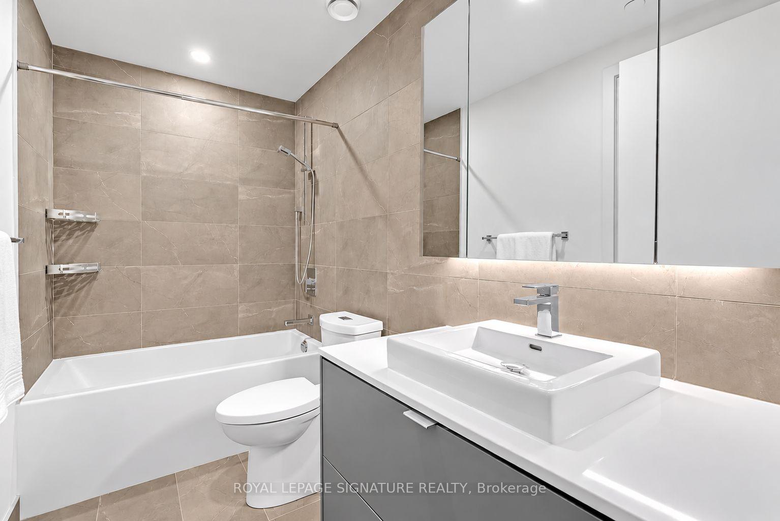 Photo 20 of Unit 426, 7 Smith Crescent, Etobicoke, Stonegate-Queensway — HOMEH