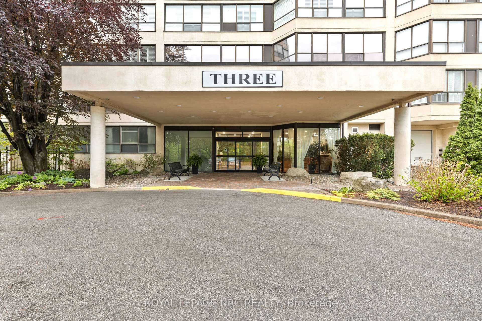 Photo 3 of Unit PH6, 3 Towering Heights Boulevard, St. Catharines, Glendale/Glenridge — HOMEH