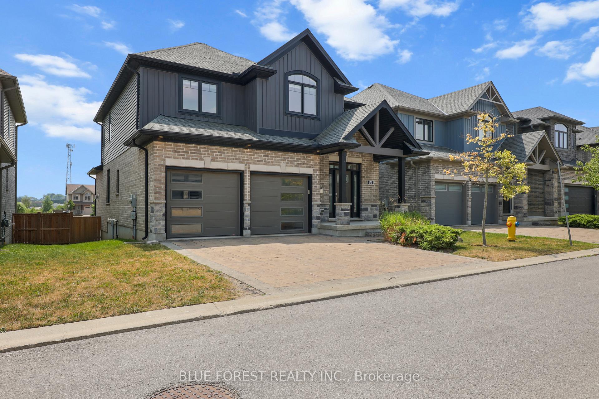 Photo 2 of Unit 177, 1061 Eagletrace Drive, London, North S — HOMEH