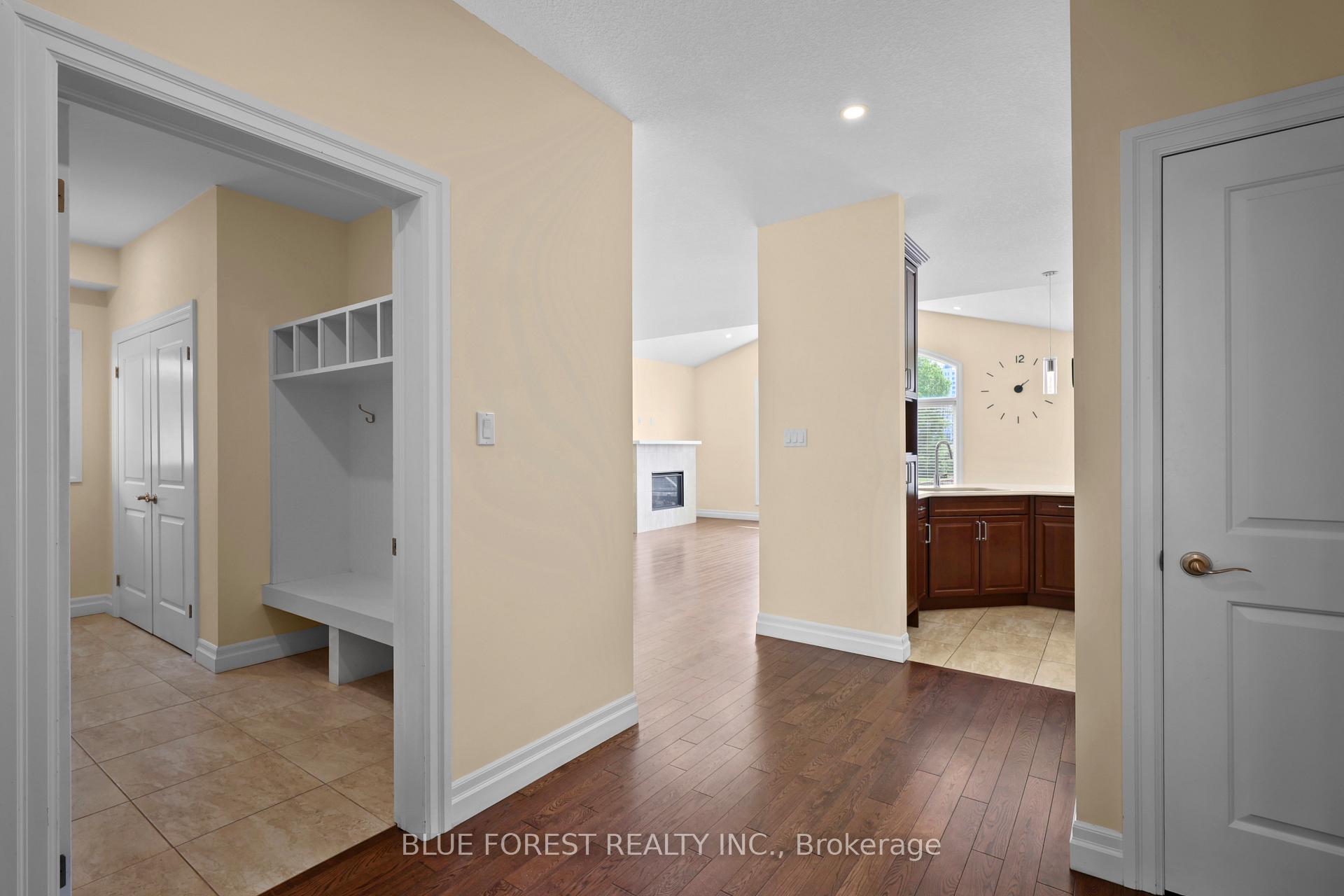 Photo 8 of Unit 177, 1061 Eagletrace Drive, London, North S — HOMEH