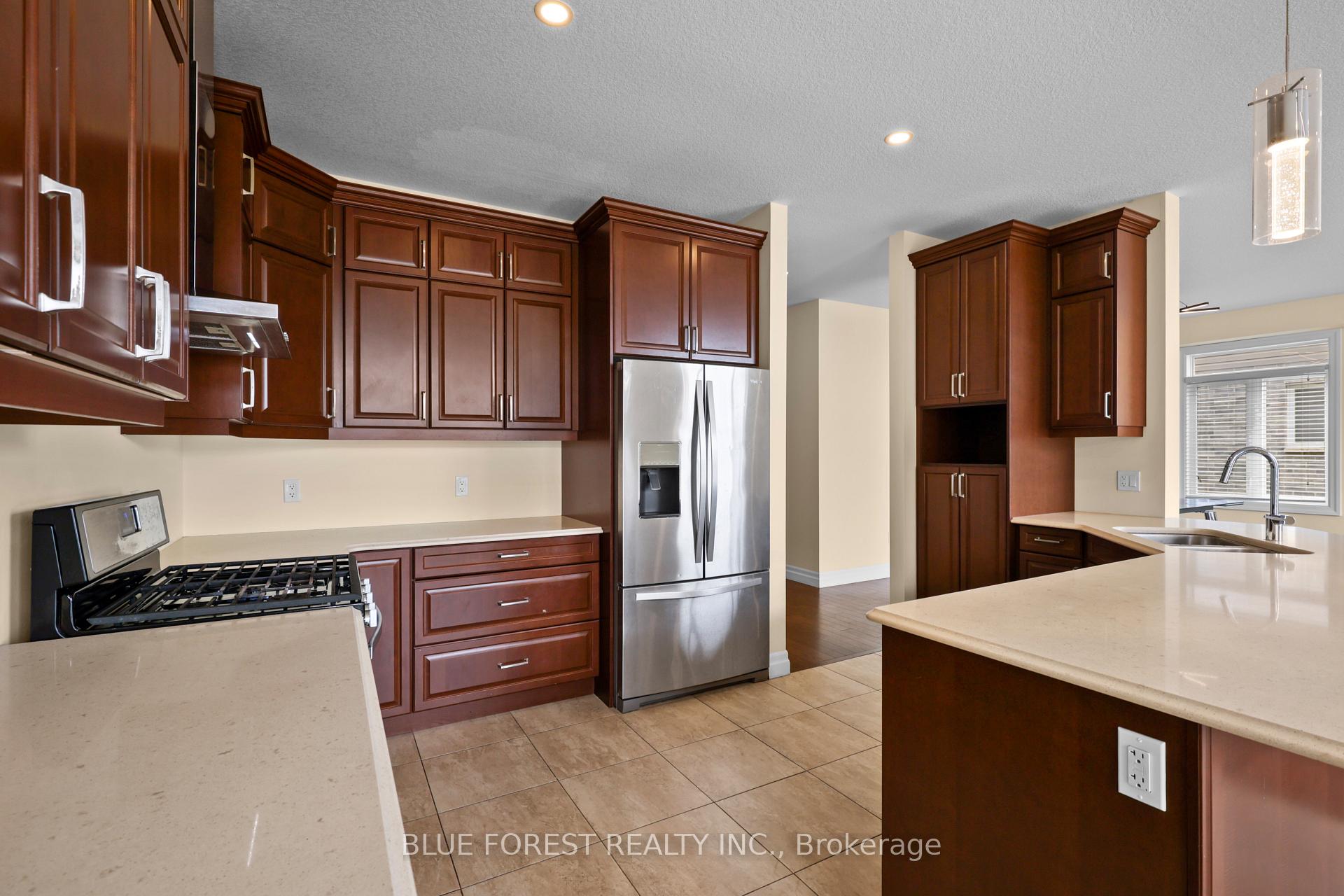 Photo 17 of Unit 177, 1061 Eagletrace Drive, London, North S — HOMEH