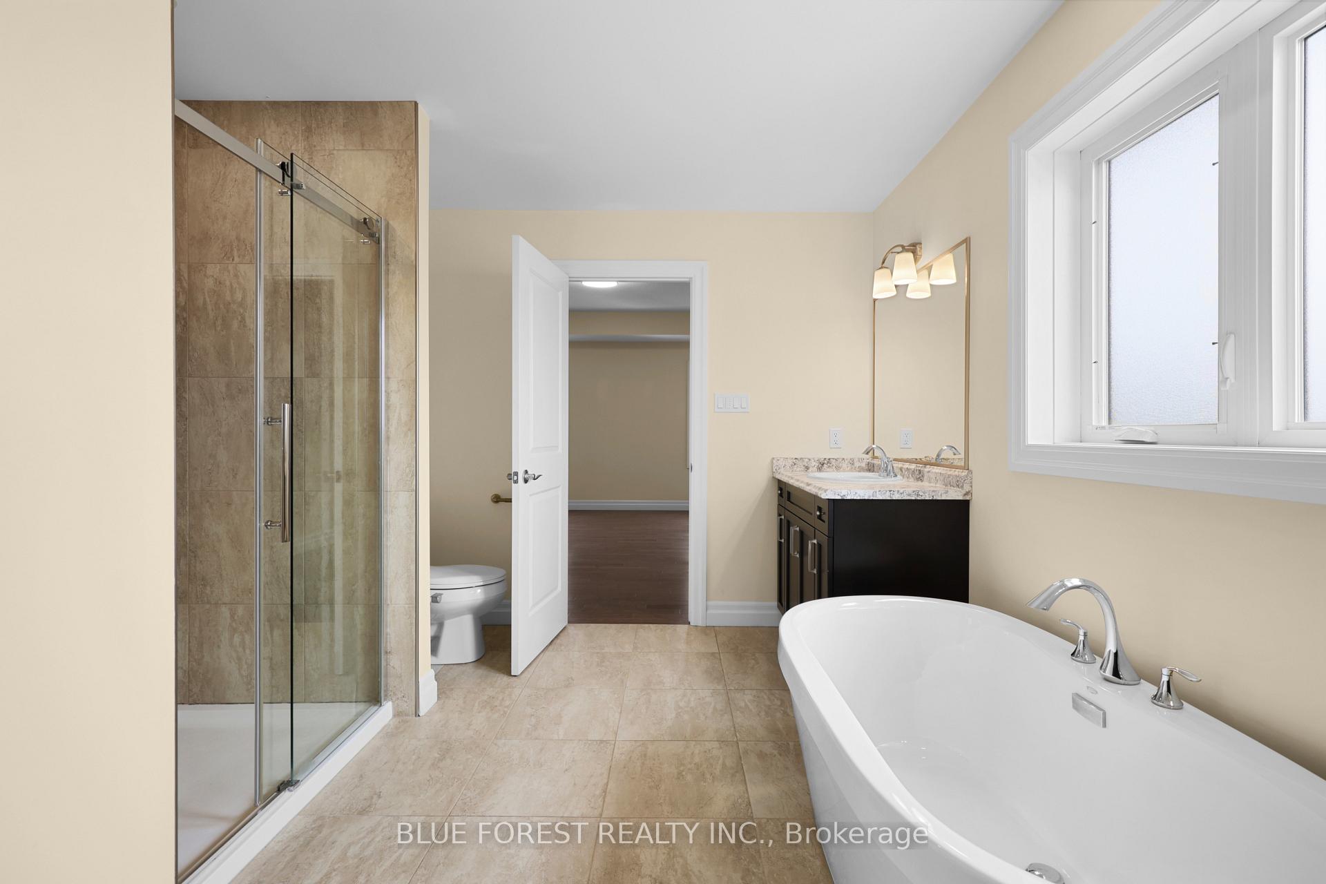 Photo 35 of Unit 177, 1061 Eagletrace Drive, London, North S — HOMEH