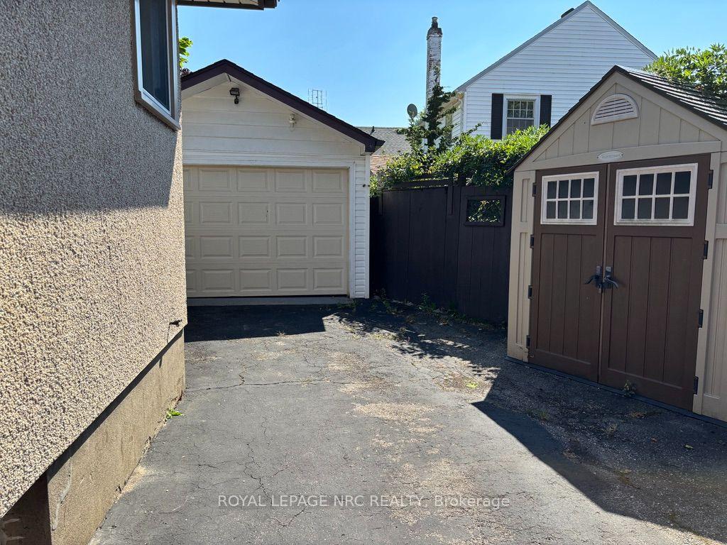 Photo 2 of 11 Rebecca Street, St. Catharines, Ridley — HOMEH