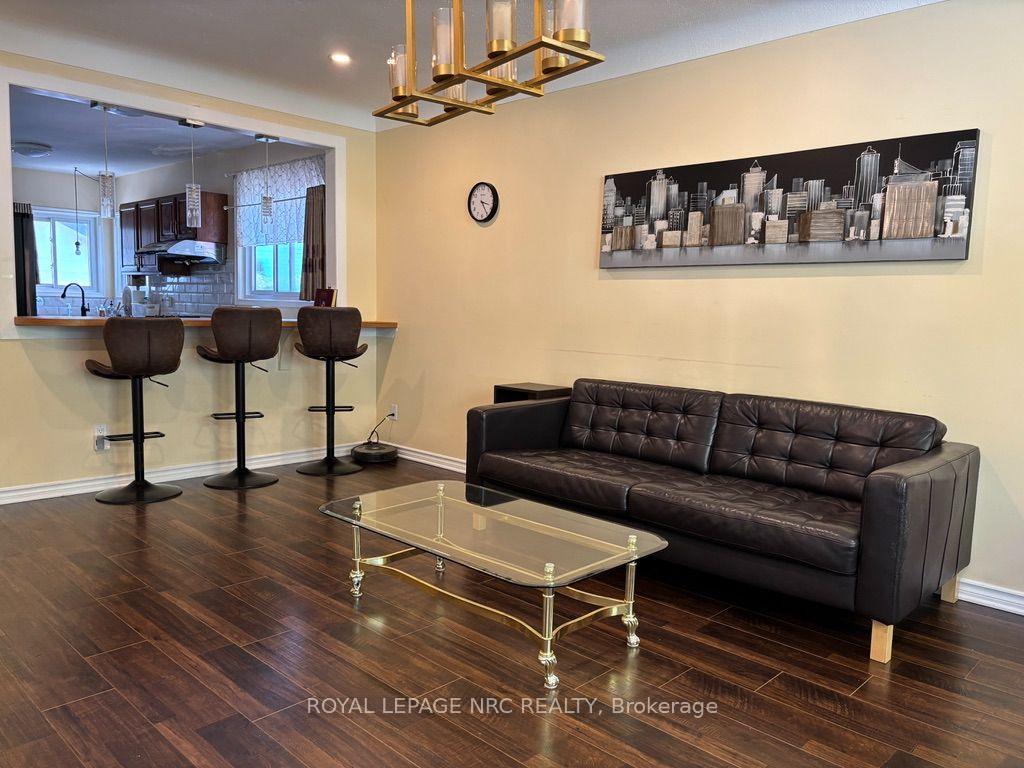 Photo 4 of 11 Rebecca Street, St. Catharines, Ridley — HOMEH
