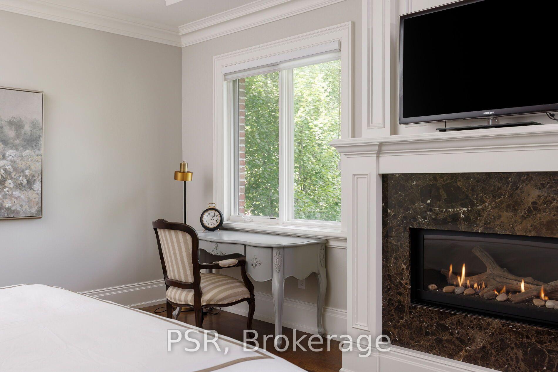 Photo 24 of 94 Munro Boulevard, North York, St. Andrew-Windfields — HOMEH