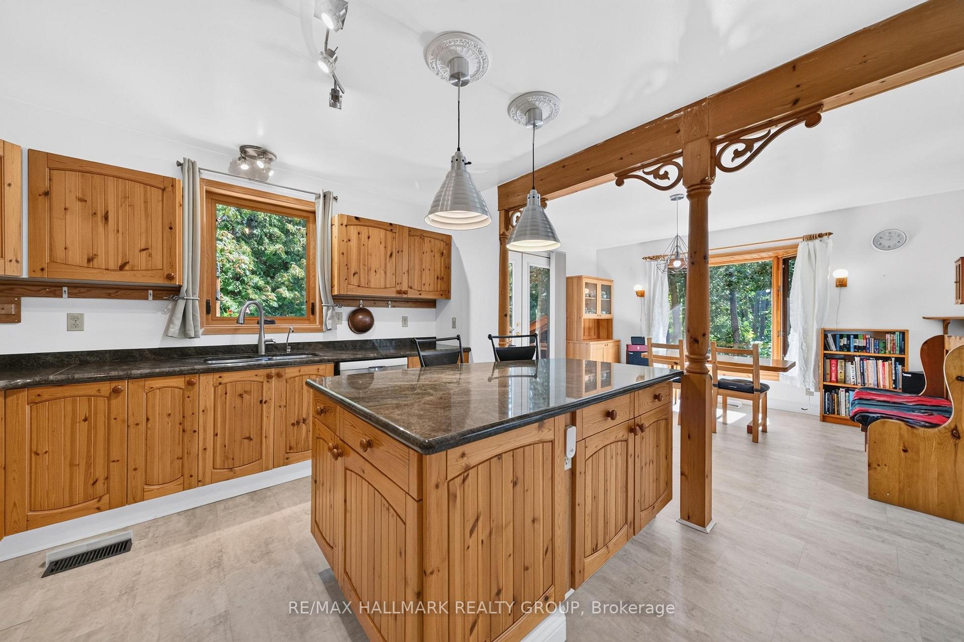 Photo 12 of 7524 Flewellyn Road, Ottawa, Remainder of Stittsville & Area — HOMEH
