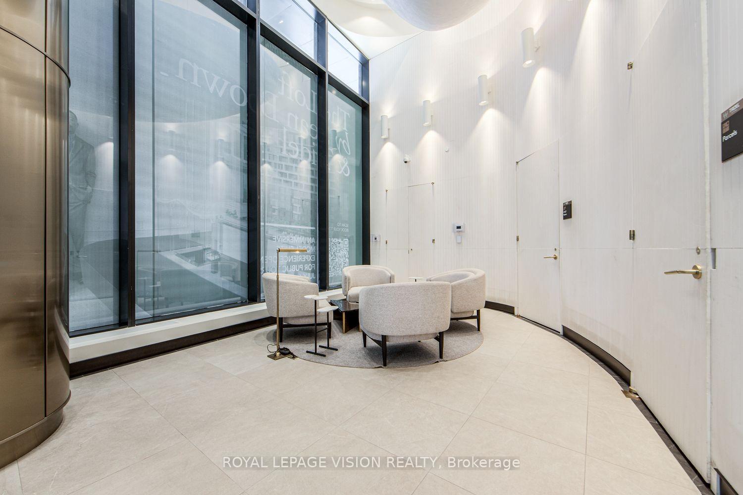 Photo 4 of Unit 1807, 480 Front Street W, Toronto, Waterfront Communities — HOMEH