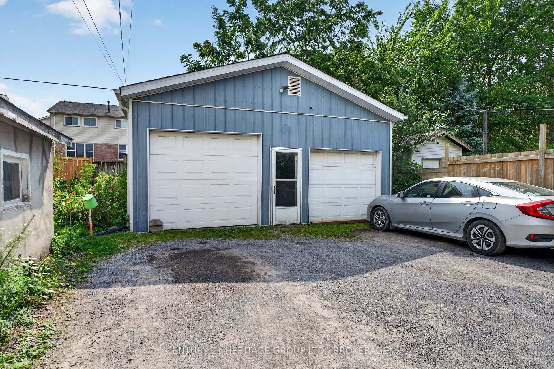 Photo 14 of 154 Stephen Street, Kingston, East of Sir John A. Blvd — HOMEH