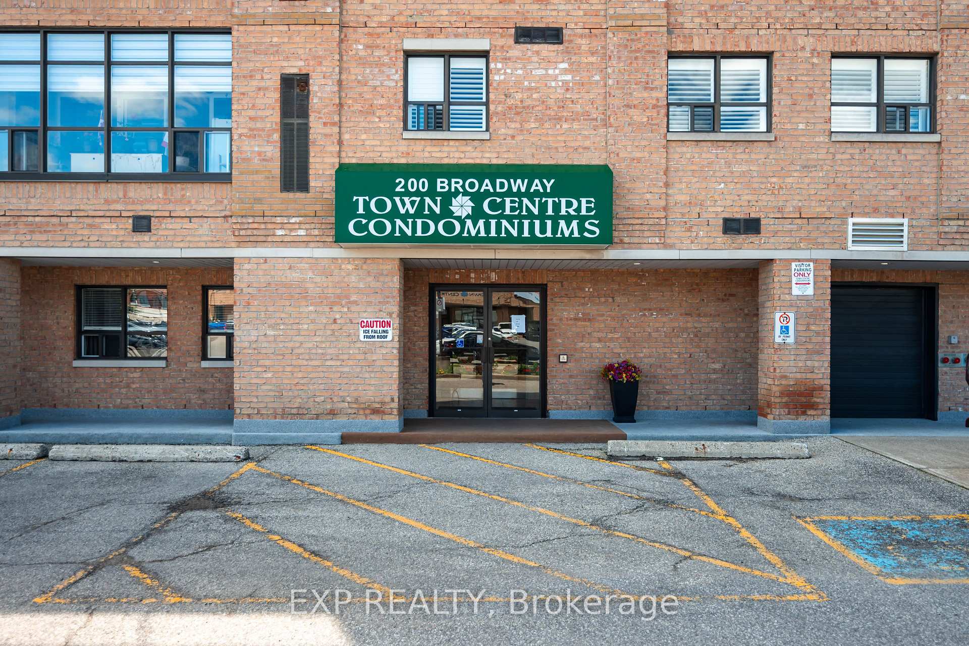 Photo 2 of Unit 507, 200 Broadway, Orangeville — HOMEH