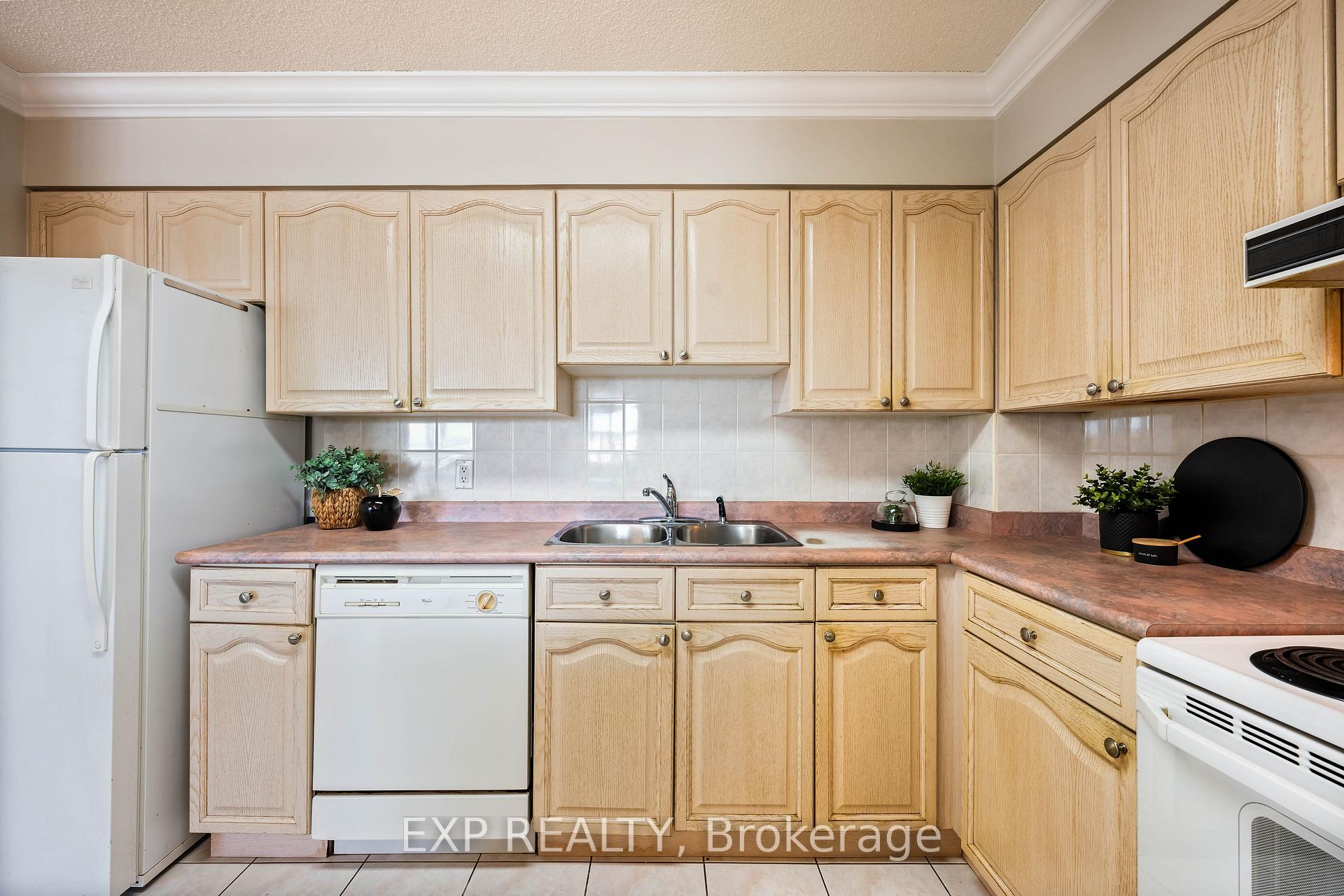 Photo 10 of Unit 507, 200 Broadway, Orangeville — HOMEH