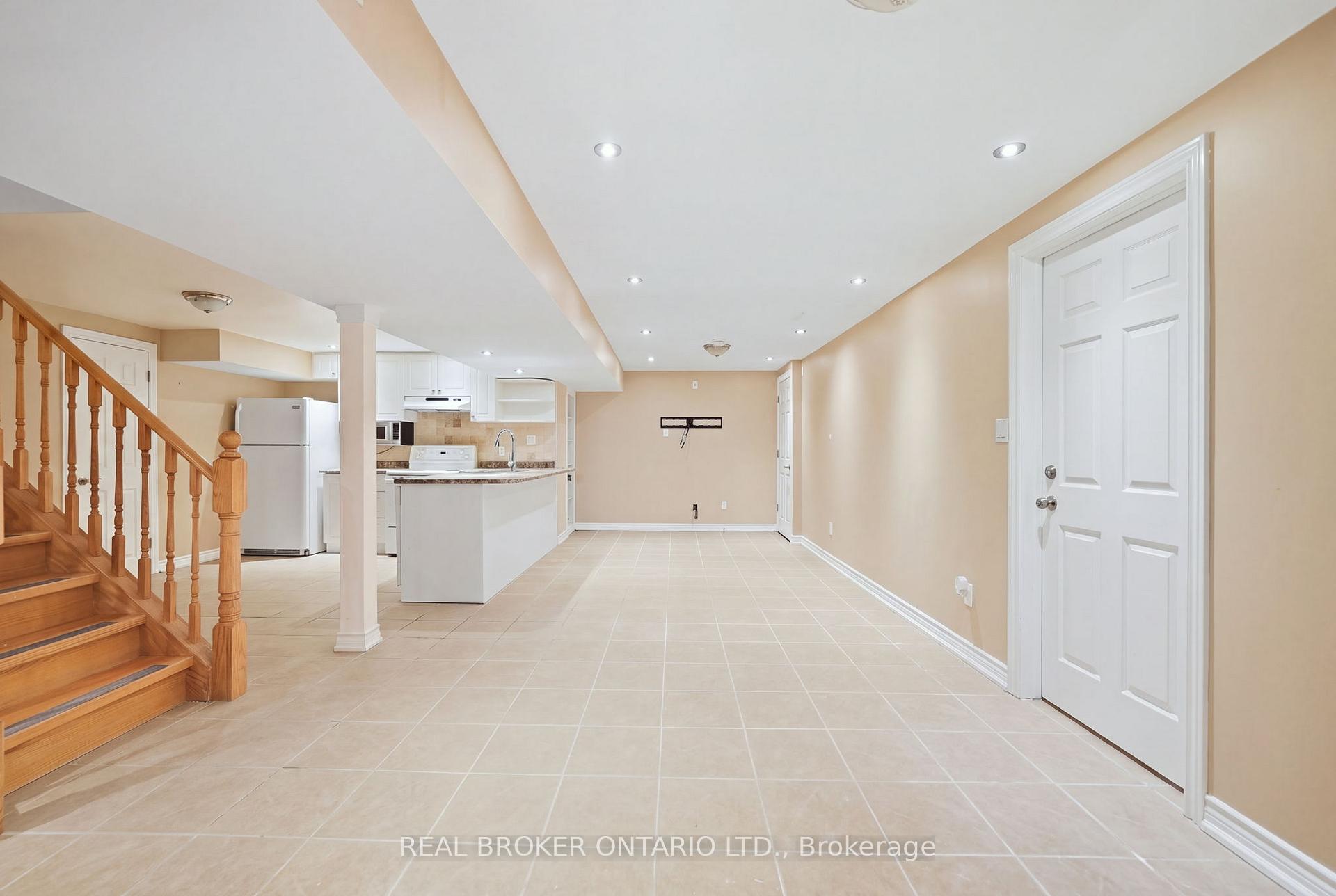 Photo 25 of 61 Bluenose Crescent, Scarborough, Highland Creek — HOMEH