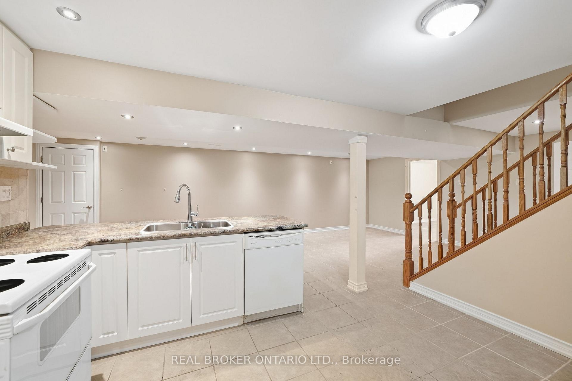 Photo 29 of 61 Bluenose Crescent, Scarborough, Highland Creek — HOMEH