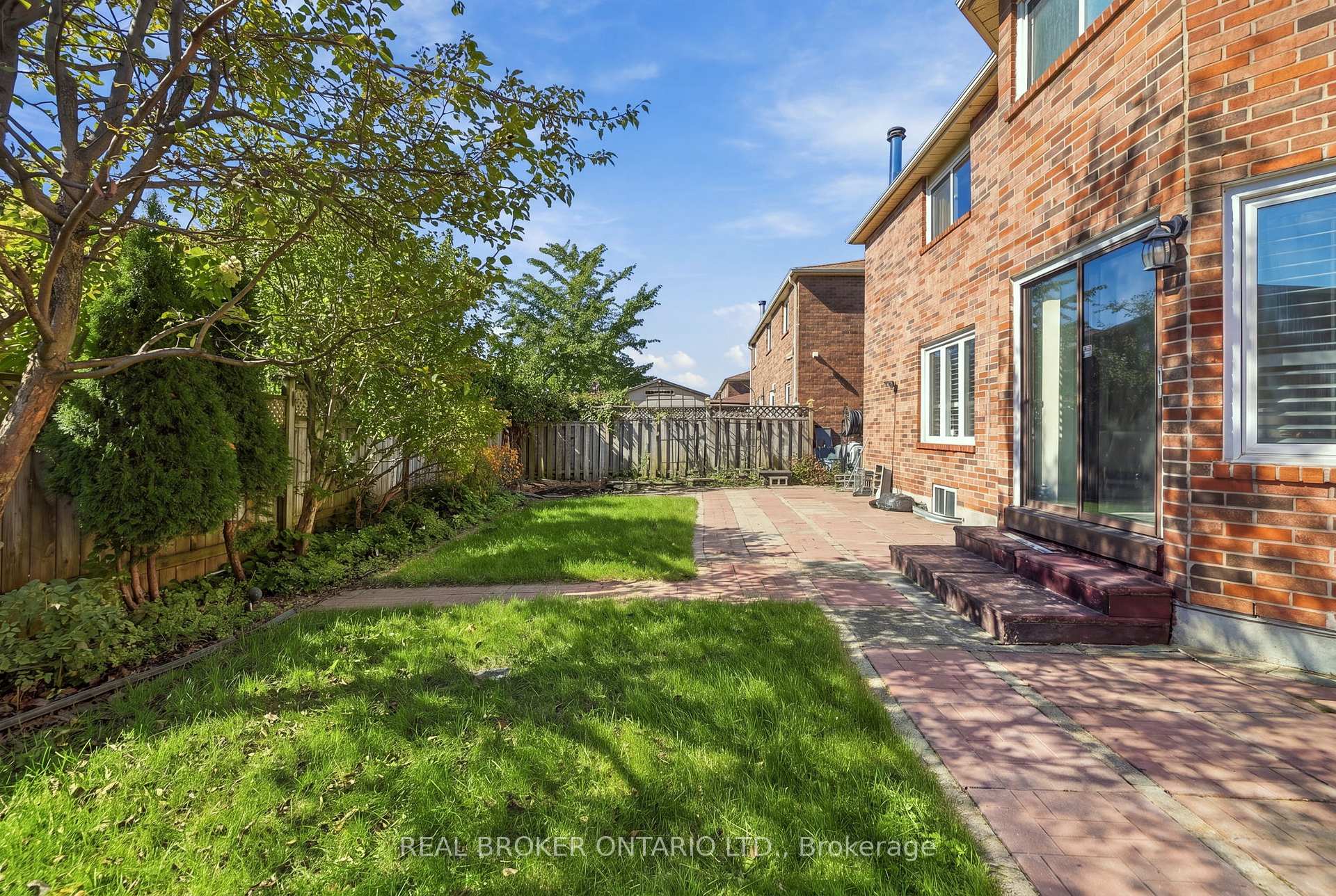 Photo 31 of 61 Bluenose Crescent, Scarborough, Highland Creek — HOMEH
