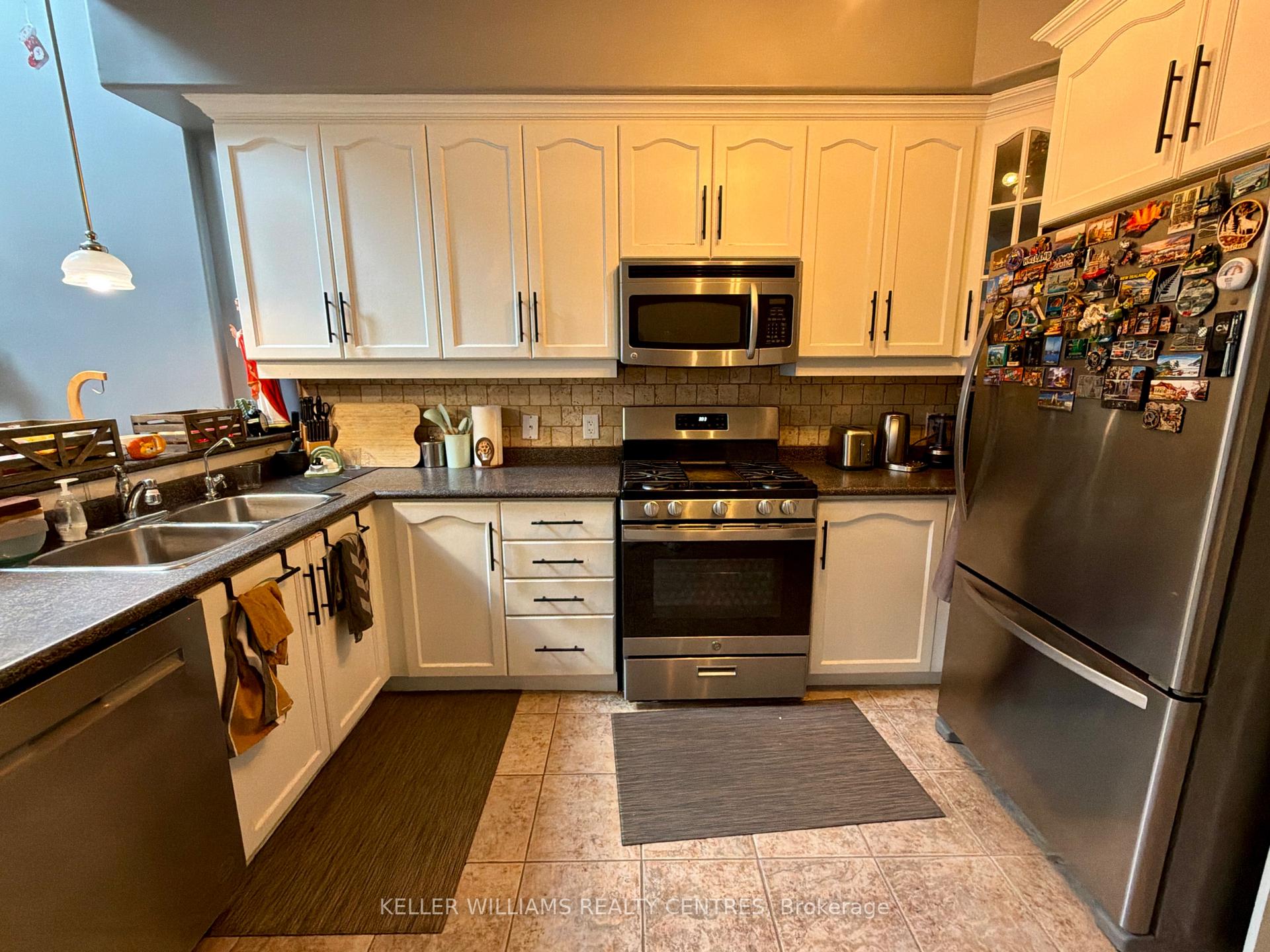Photo 7 of 125 Huronia Road, Barrie, Painswick North — HOMEH