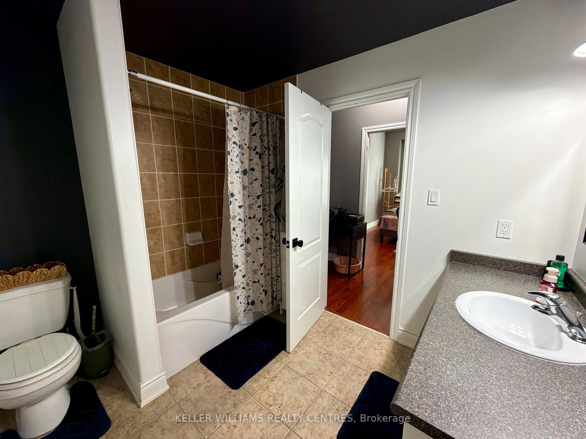 Photo 13 of 125 Huronia Road, Barrie, Painswick North — HOMEH