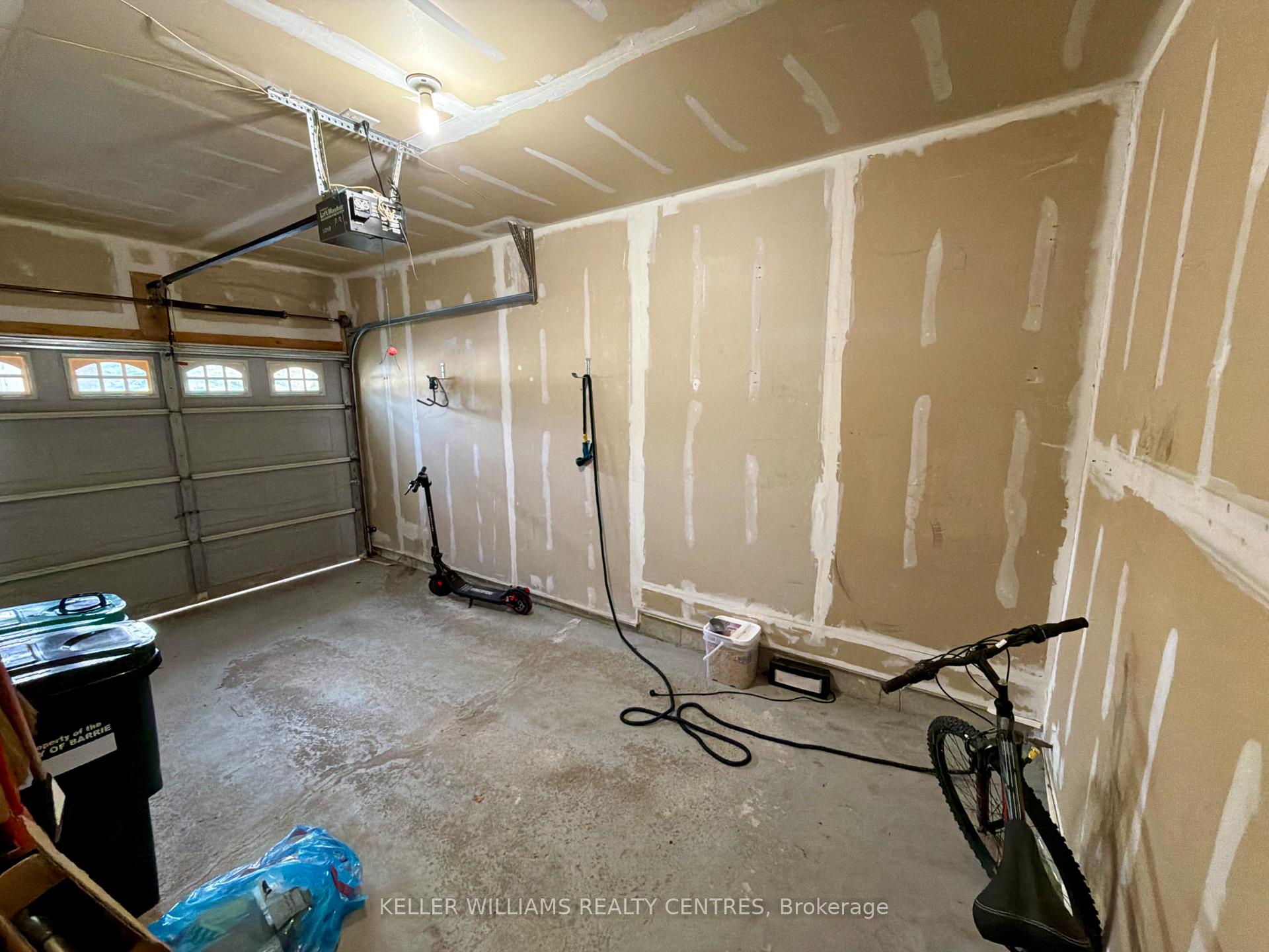 Photo 37 of 125 Huronia Road, Barrie, Painswick North — HOMEH
