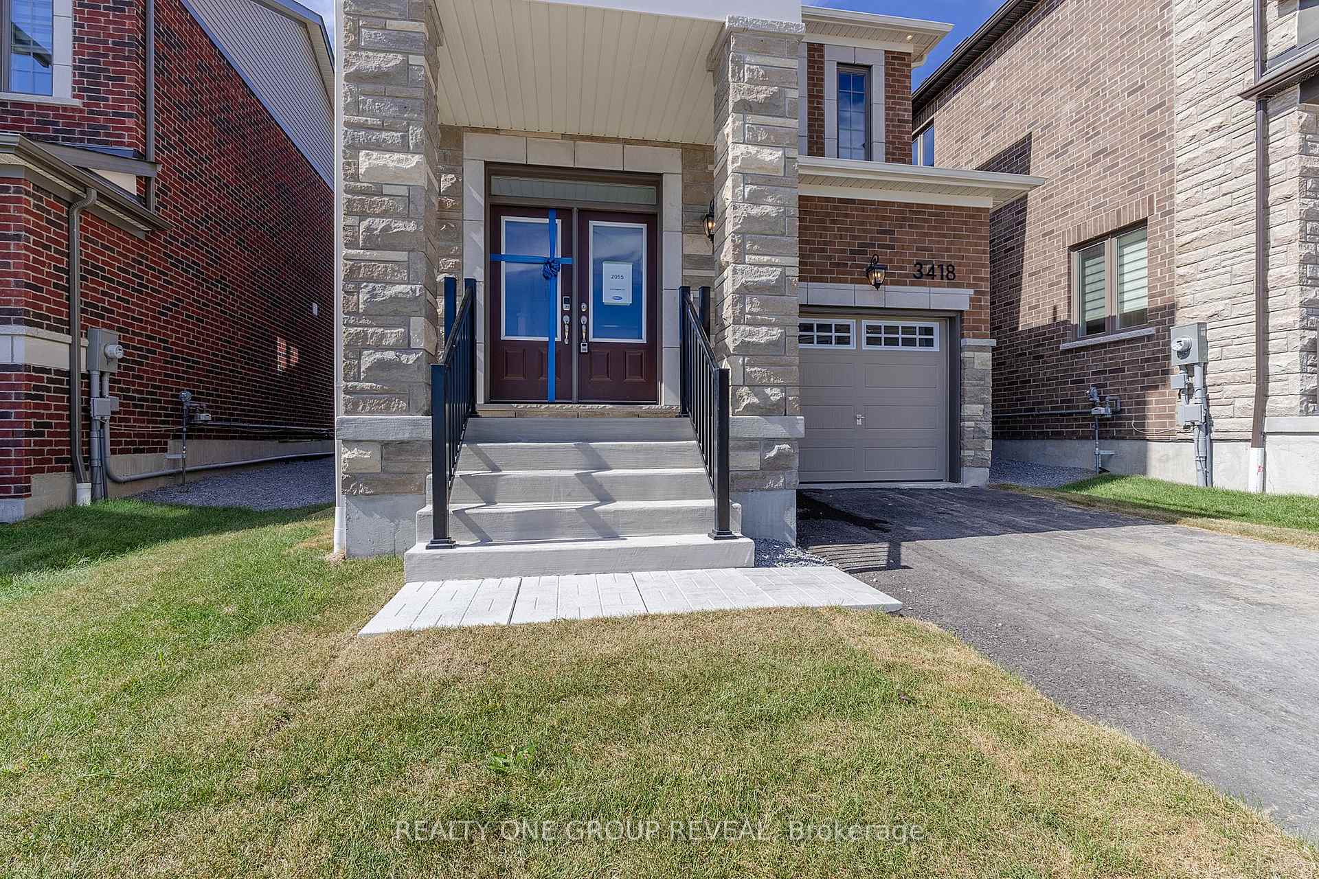 Photo 3 of 3418 Deepglad Path, Pickering, Rural Pickering — HOMEH