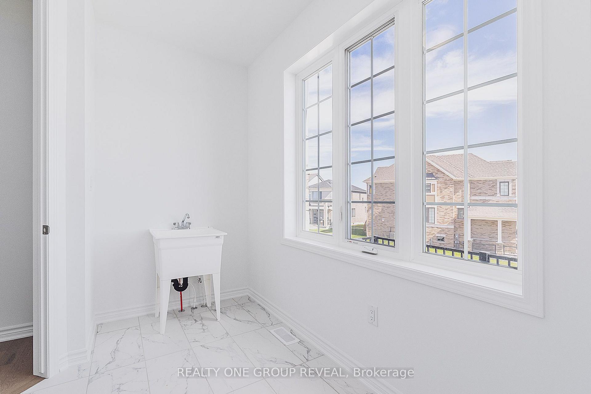 Photo 14 of 3418 Deepglad Path, Pickering, Rural Pickering — HOMEH