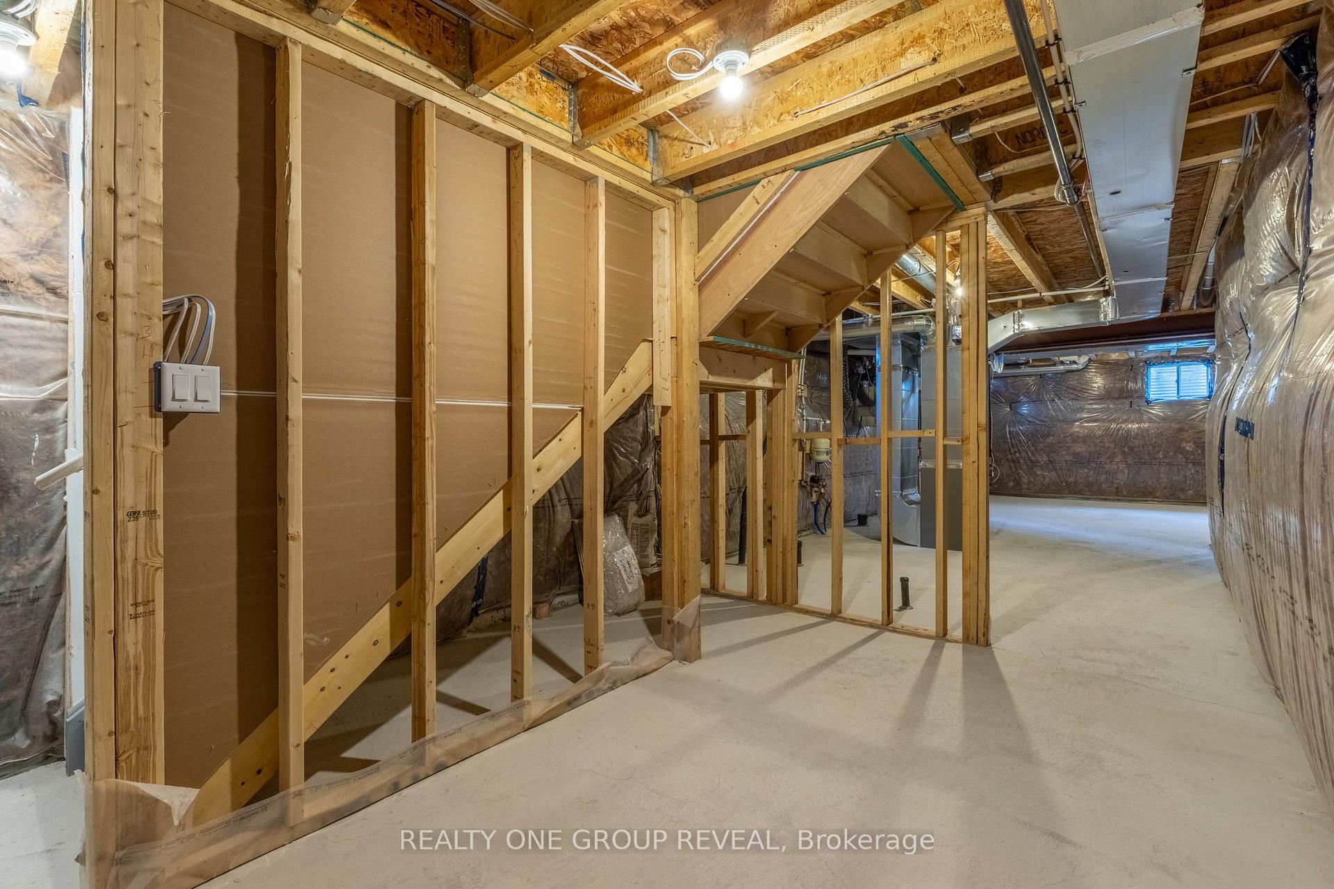 Photo 26 of 3418 Deepglad Path, Pickering, Rural Pickering — HOMEH