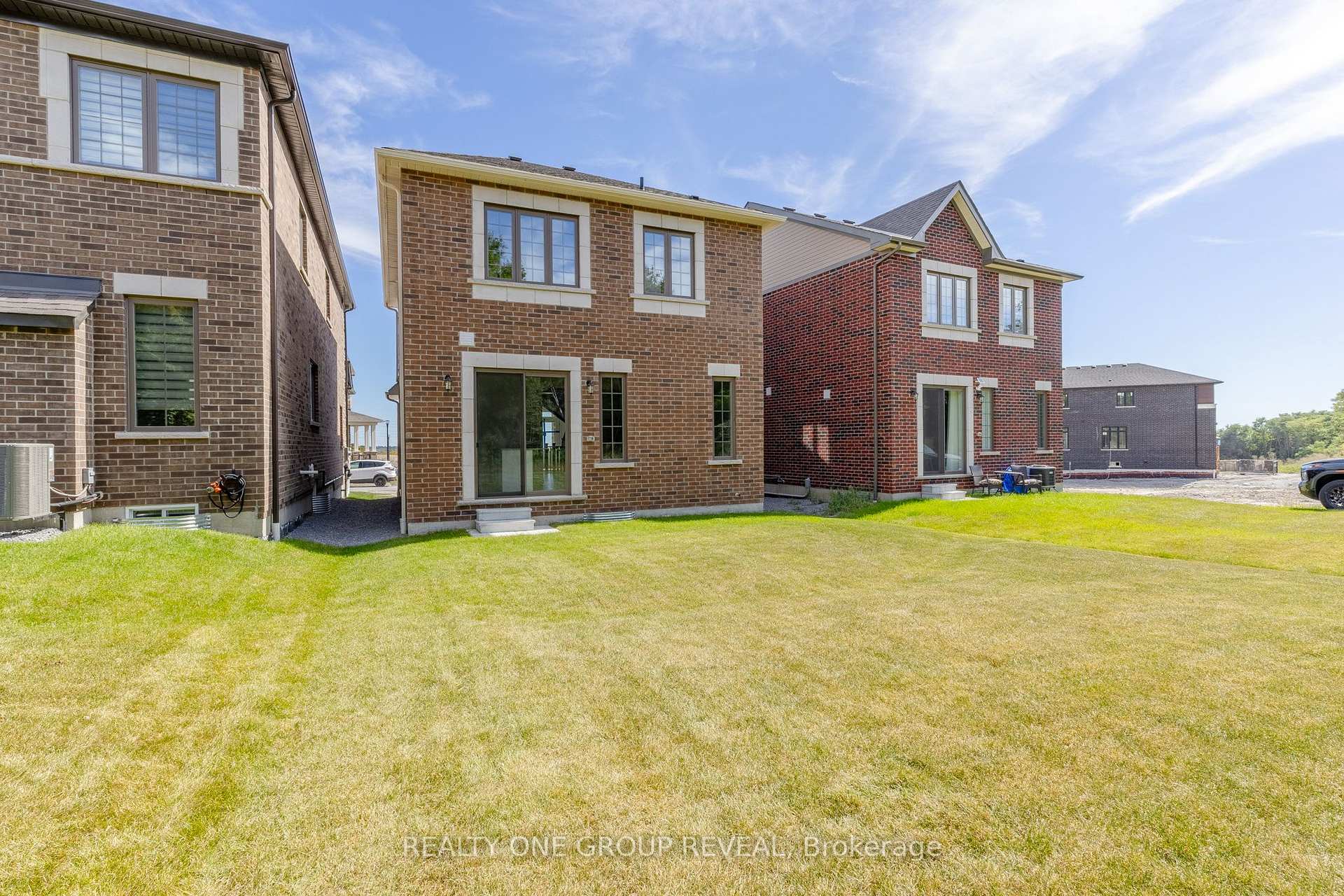Photo 29 of 3418 Deepglad Path, Pickering, Rural Pickering — HOMEH