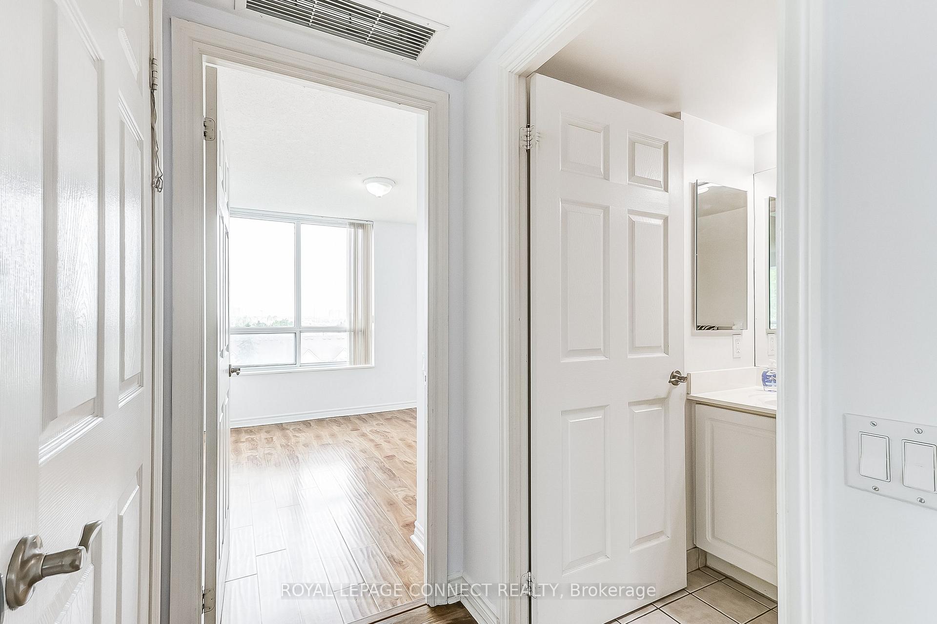 Photo 23 of Unit 403, 61 Town Centre Court, Scarborough, Bendale — HOMEH